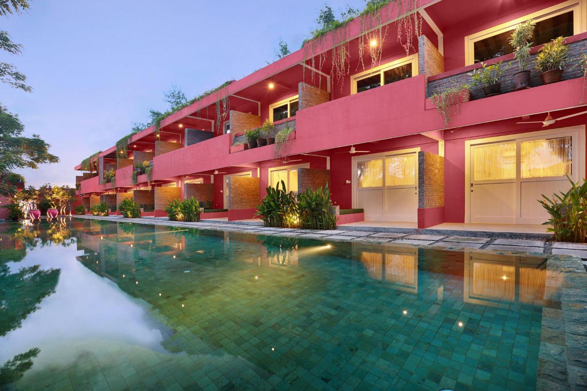 Pinkcoco - Constant Surprises - For Cool Adults Only Gili Trawangan